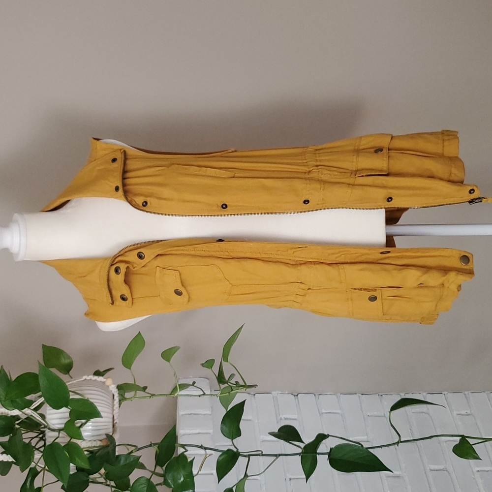 Women's Ashley by 26 International Utility Vest Mustard Gold Size M